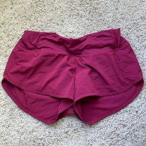Lululemon Speed up short 2.5
